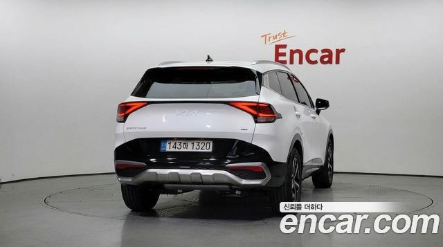 Kia Sportage 2023 — photo 4