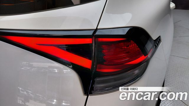 Kia Sportage 2023 — photo 9