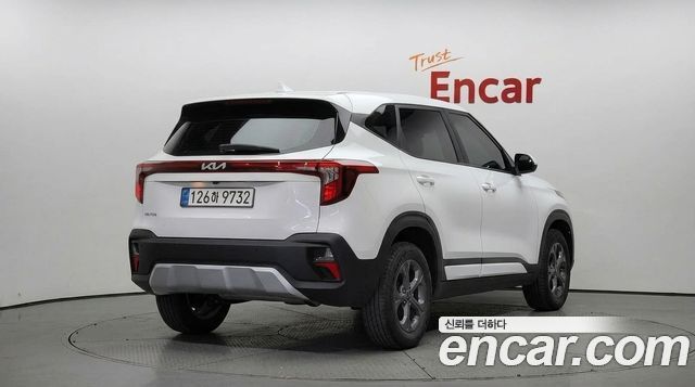 Kia Seltos 2023 — photo 2
