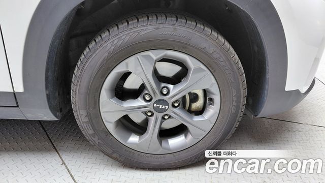Kia Seltos 2023 — photo 5