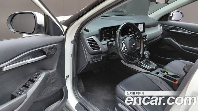 Kia Seltos 2023 — photo 13