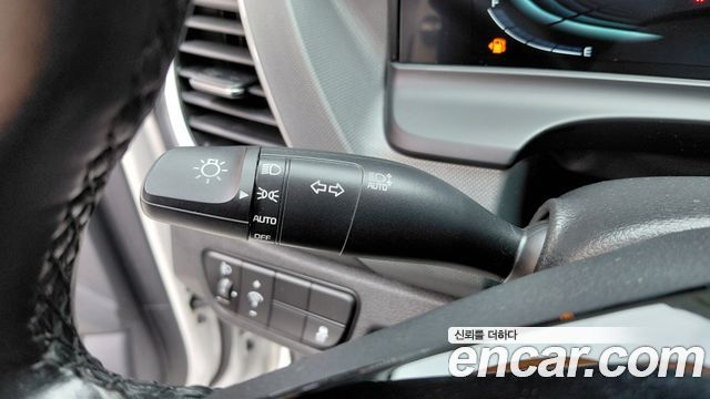 Kia Seltos 2023 — photo 28