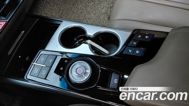 Kia K8 2023 — photo 12