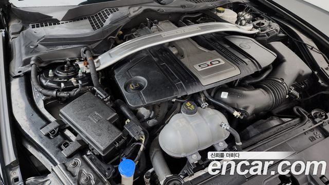Ford Mustang 2020 — photo 6