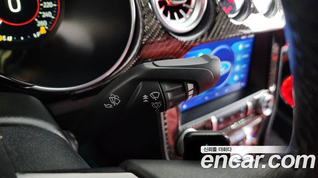 Ford Mustang 2020 — photo 19