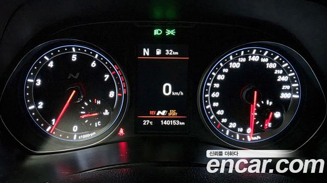 Hyundai Veloster 2019 — photo 9