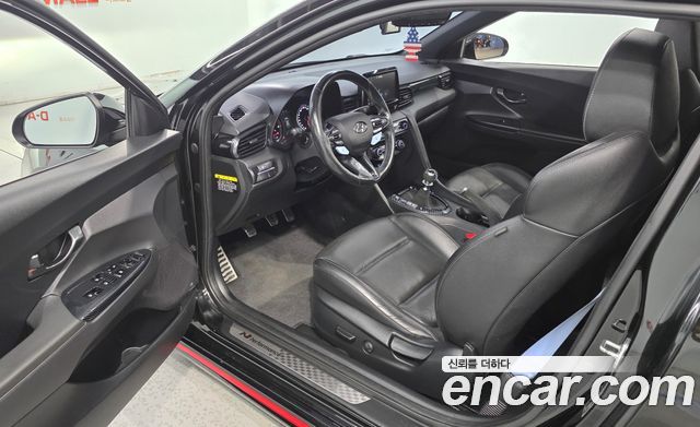 Hyundai Veloster 2019 — photo 11