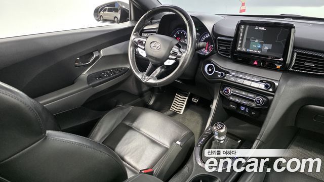 Hyundai Veloster 2019 — photo 12