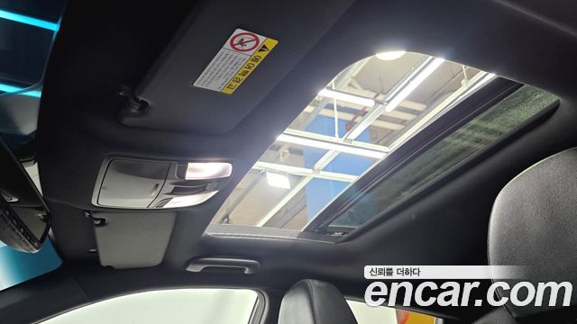 Hyundai Veloster 2019 — photo 16