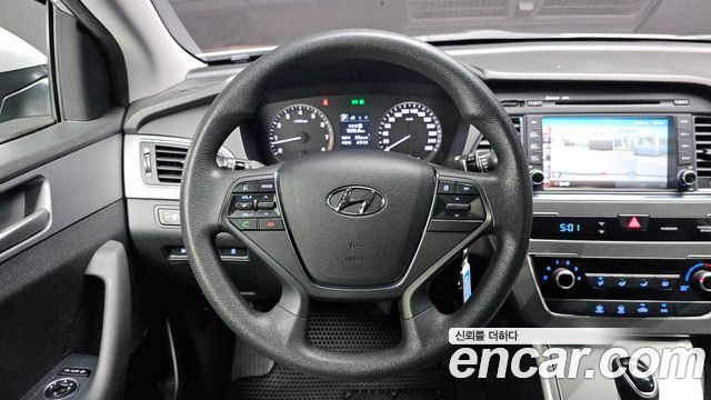 Hyundai Sonata 2017 — photo 19