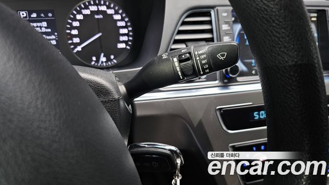 Hyundai Sonata 2017 — photo 24