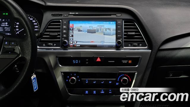 Hyundai Sonata 2017 — photo 25