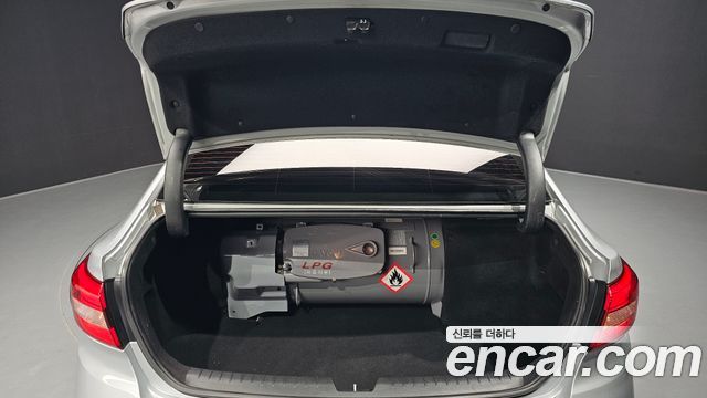 Hyundai Sonata 2017 — photo 33