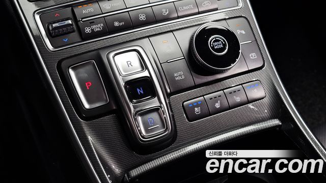 Hyundai Santafe 2022 — photo 12