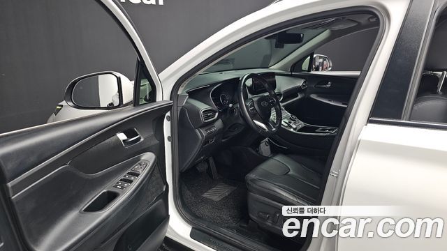 Hyundai Santafe 2022 — photo 13