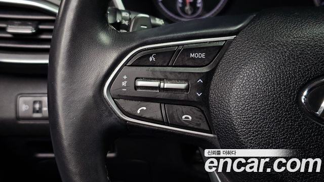 Hyundai Santafe 2022 — photo 20