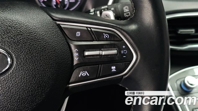 Hyundai Santafe 2022 — photo 21