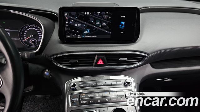 Hyundai Santafe 2022 — photo 25