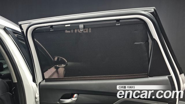 Hyundai Santafe 2022 — photo 32