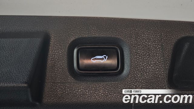 Hyundai Santafe 2022 — photo 35