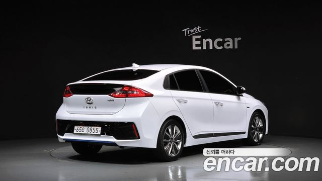 Hyundai Ioniq 2016 — photo 2