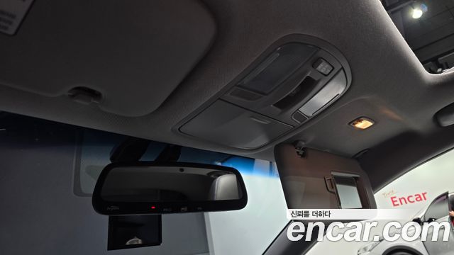 Hyundai Ioniq 2016 — photo 20