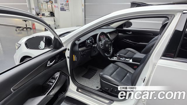 Kia K7 2020 — photo 13