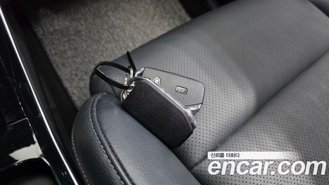Kia K7 2020 — photo 21
