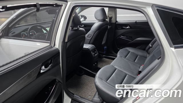 Kia K7 2020 — photo 25
