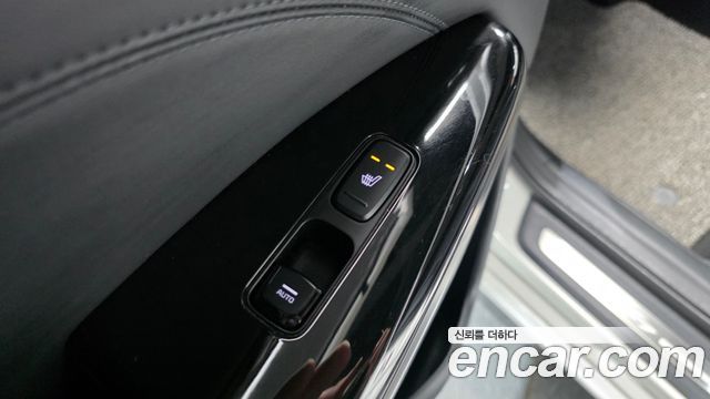 Kia K7 2020 — photo 26