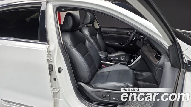 Kia K7 2020 — photo 16