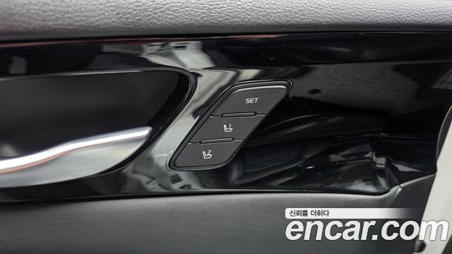 Kia K7 2020 — photo 35