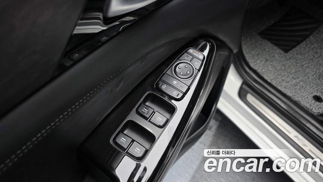 Kia K7 2020 — photo 38
