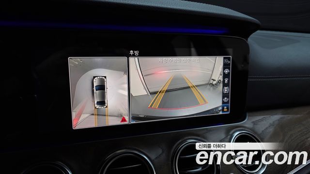Mercedes-Benz E-Class 2019 — photo 21