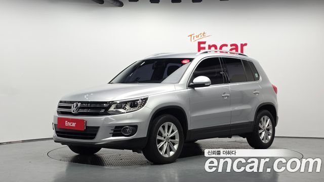 Volkswagen Tiguan 2015 — photo 1