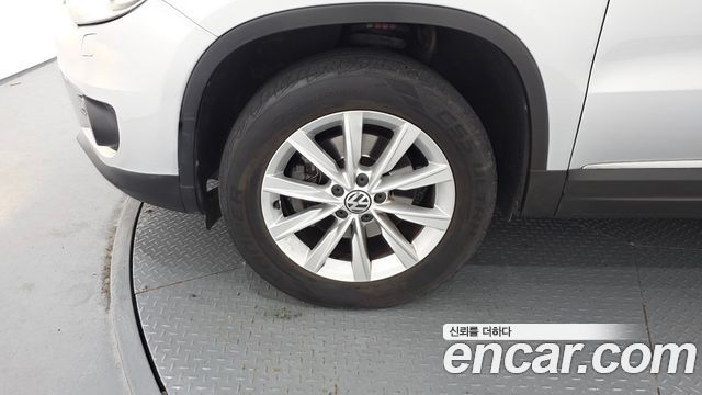Volkswagen Tiguan 2015 — photo 5