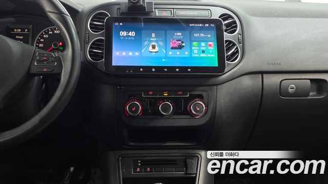 Volkswagen Tiguan 2015 — photo 13