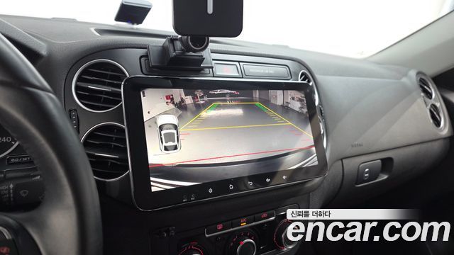 Volkswagen Tiguan 2015 — photo 14