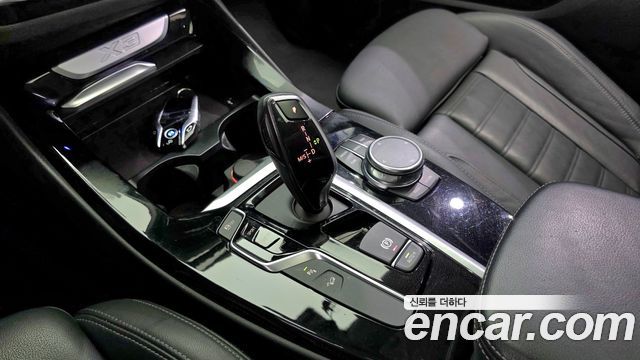BMW X3 2018 — photo 9