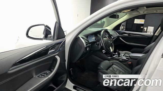 BMW X3 2018 — photo 10