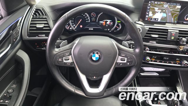 BMW X3 2018 — photo 13