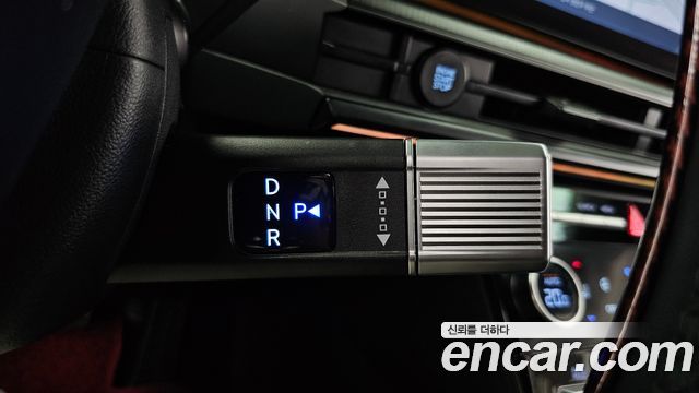 Hyundai Santafe 2024 — photo 12