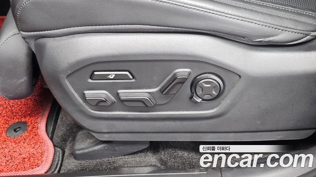 Hyundai Santafe 2024 — photo 16