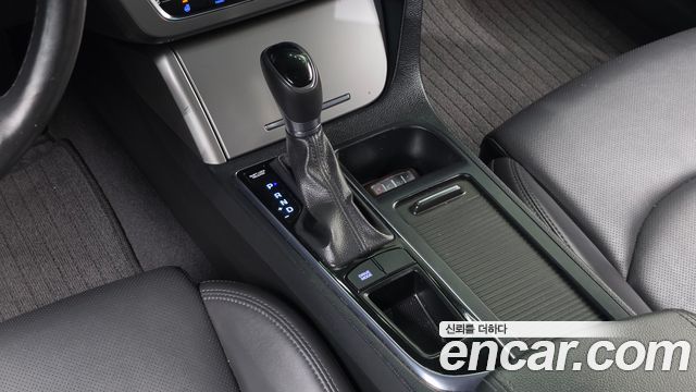Hyundai Sonata 2016 — photo 12