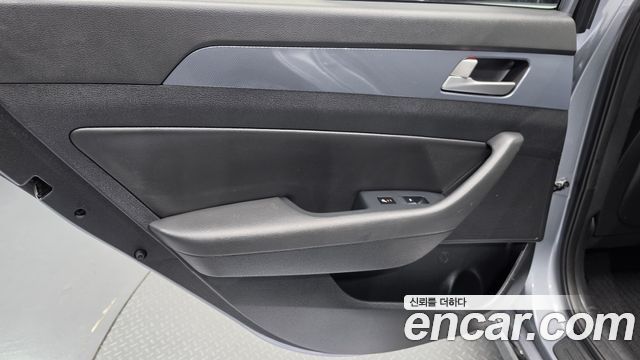 Hyundai Sonata 2016 — photo 15