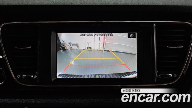 Kia Canival 2019 — photo 16
