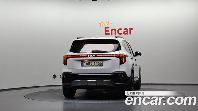 Kia Seltos 2023 — photo 4