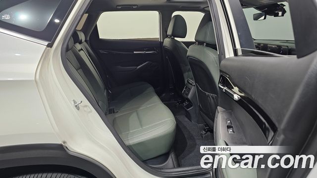 Kia Seltos 2023 — photo 11