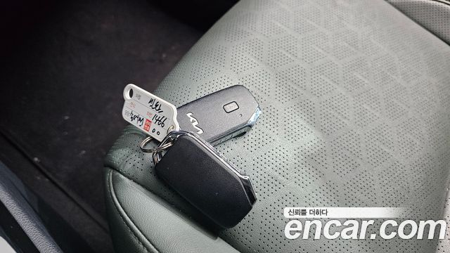 Kia Seltos 2023 — photo 16