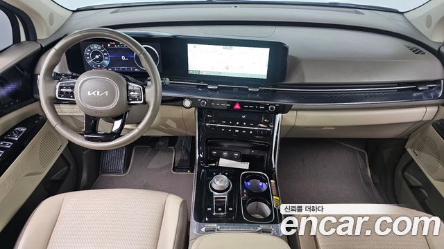Kia Canival 2023 — photo 10